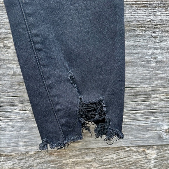 Abercrombie & Fitch High-Rise Super Skinny Ankle Jean Black Destroy Jeans Sz 30S - Picture 9 of 13